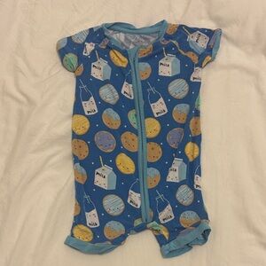 Little Sleepies shorty. 6-12m